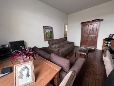 Apartamento com 3 quartos em Santo Agostinho