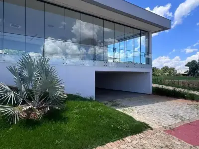 Casa de Condomínio com 4 quartos em Cond. Gran Royalle Aeroporto