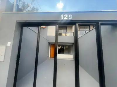 Casa Geminada com 3 quartos em Alto Caiçaras