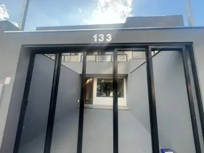 Casa Geminada com 3 quartos em Alto Caiçaras