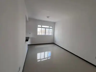 Apartamento com 3 quartos em Caiçara-Adelaide