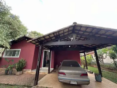 Casa de Condomínio com 3 quartos em Aconchego da Serra