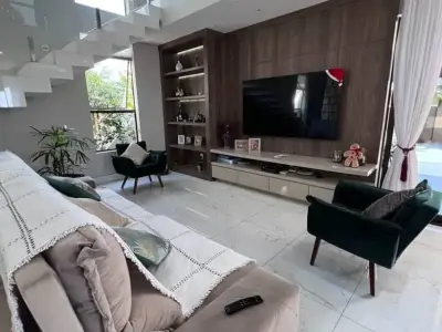 Casa de Condomínio com 3 quartos em Residencial Park I