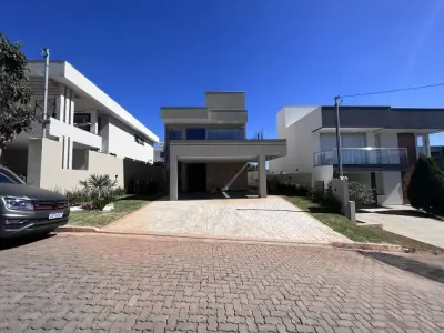 Casa de Condomínio com 3 quartos em Gran Park