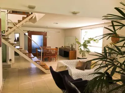 Casa com 4 quartos em Santa Lúcia