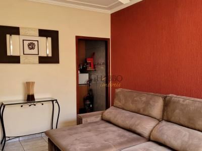 Sobrado com 2 quartos em Jardim Santa Marina