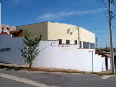 Casa com 3 quartos em Jardim Leblon II