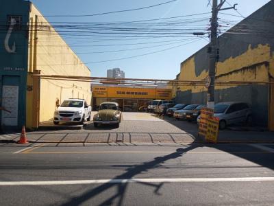 Prédio com 0 quartos em Centro