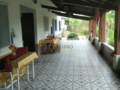 Casa com 2 quartos em Jardim Colônia