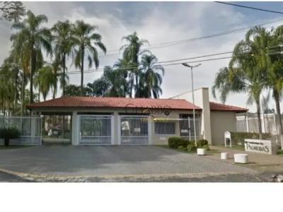 Casa de Condomínio com 3 quartos em São João