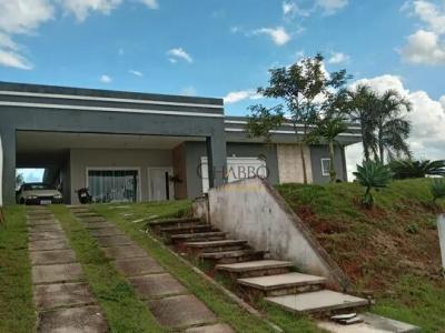 Casa de Condomínio com 4 quartos em Jardim Nova Esperança