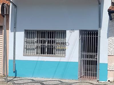 Casa com 2 quartos em Centro