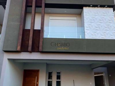 Casa de Condomínio com 4 quartos em Jardim Jacinto