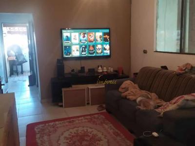 Casa com 2 quartos em Cidade Salvador