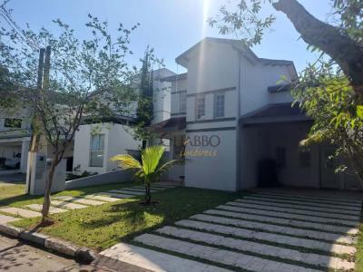 Casa de Condomínio com 4 quartos em Vila Branca