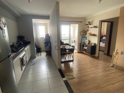 Apartamento com 2 quartos em Jardim das Indústrias