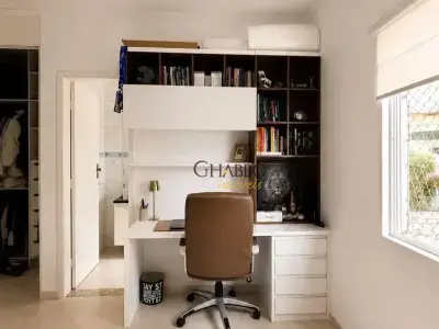 Casa de Condomínio com 2 quartos em Jardim Califórnia