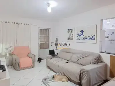 Casa com 3 quartos em Parque Califórnia