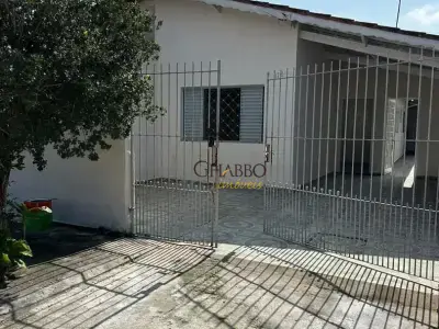 Casa com 2 quartos em Jardim Maria Amélia