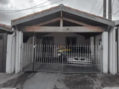 Casa de Condomínio com 2 quartos em Parque Califórnia