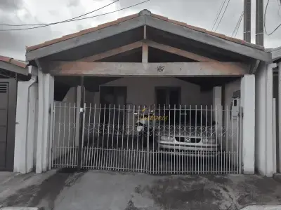 Casa de Condomínio com 2 quartos em Parque Califórnia