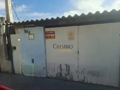 Casa com 4 quartos em Parque Santo Antônio