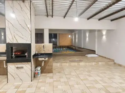 Casa com 2 quartos em Jardim Leblon