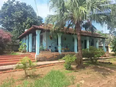 Casa com 4 quartos em Jardim Bela Vista