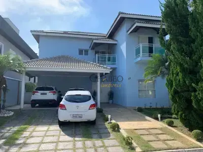 Sobrado com 4 quartos em Jardim Altos de Santana II