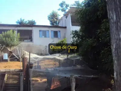 Fazenda em Área Rural