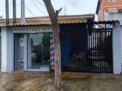 Casa com 2 quartos em Vila Homero