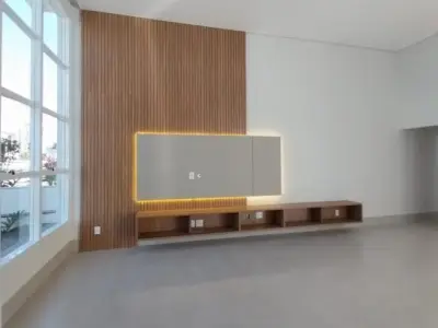 Casa de Condomínio com 3 quartos em Jardim Residencial Dona Maria José